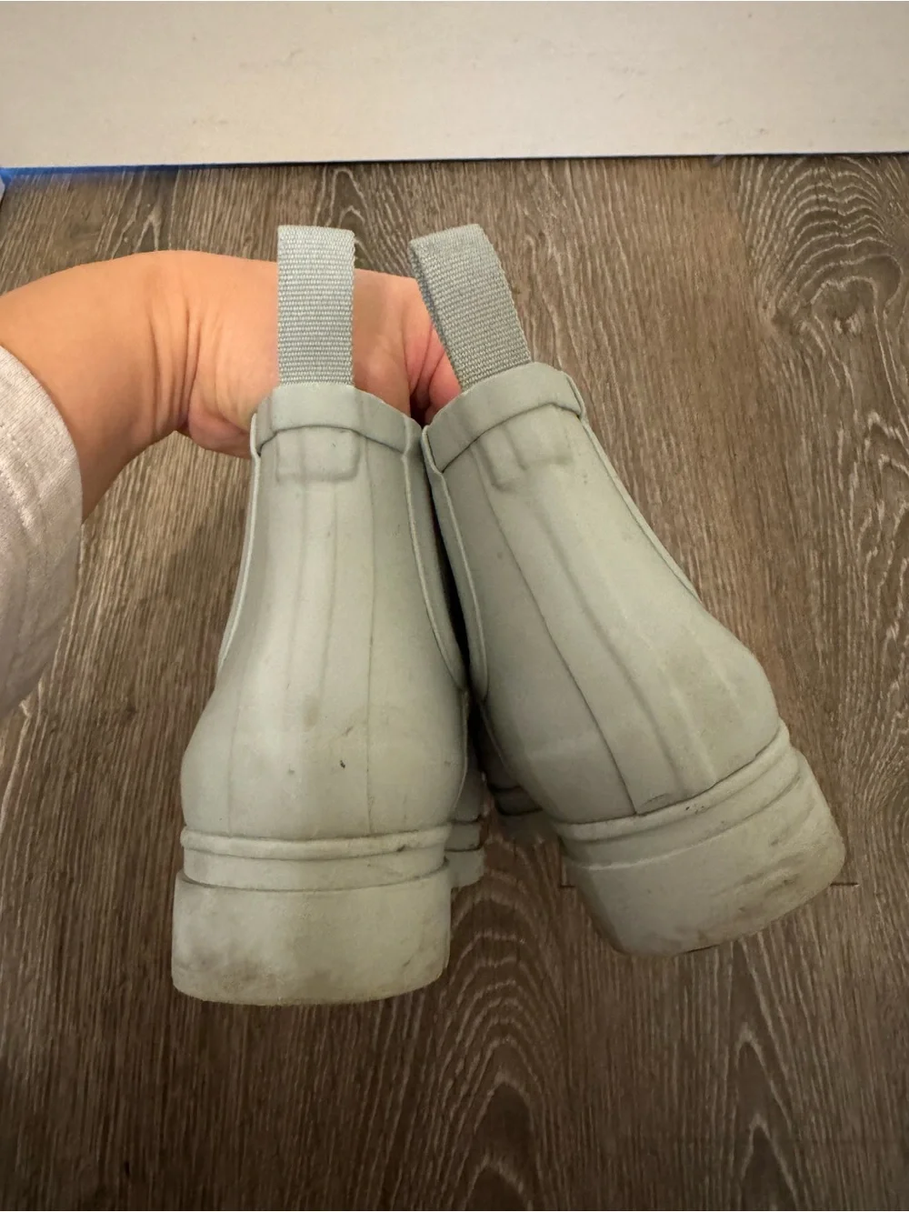 Everlane The Rain Boot in Sage